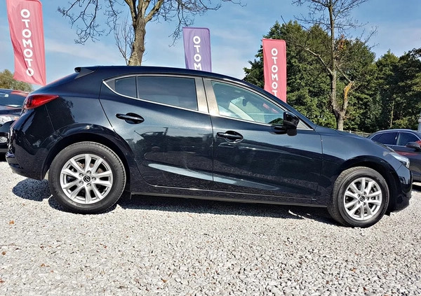 Mazda 3 cena 63900 przebieg: 80000, rok produkcji 2018 z Różan małe 781